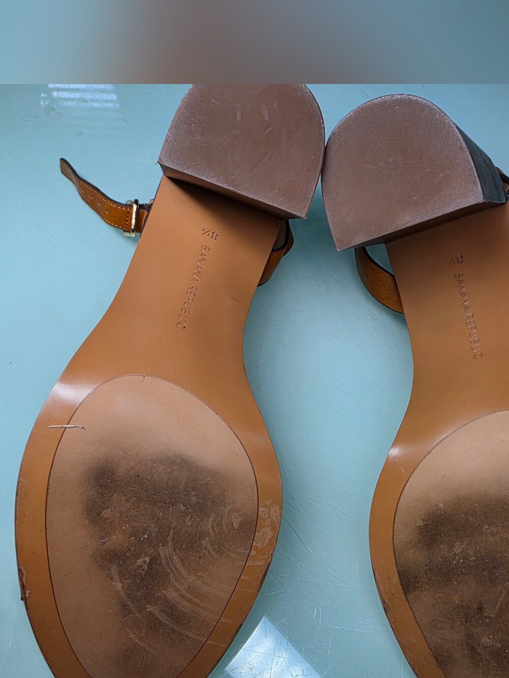 Banana Republic Brown Leather Block Heel Sandals Size 8.5 - Picture 5 of 9